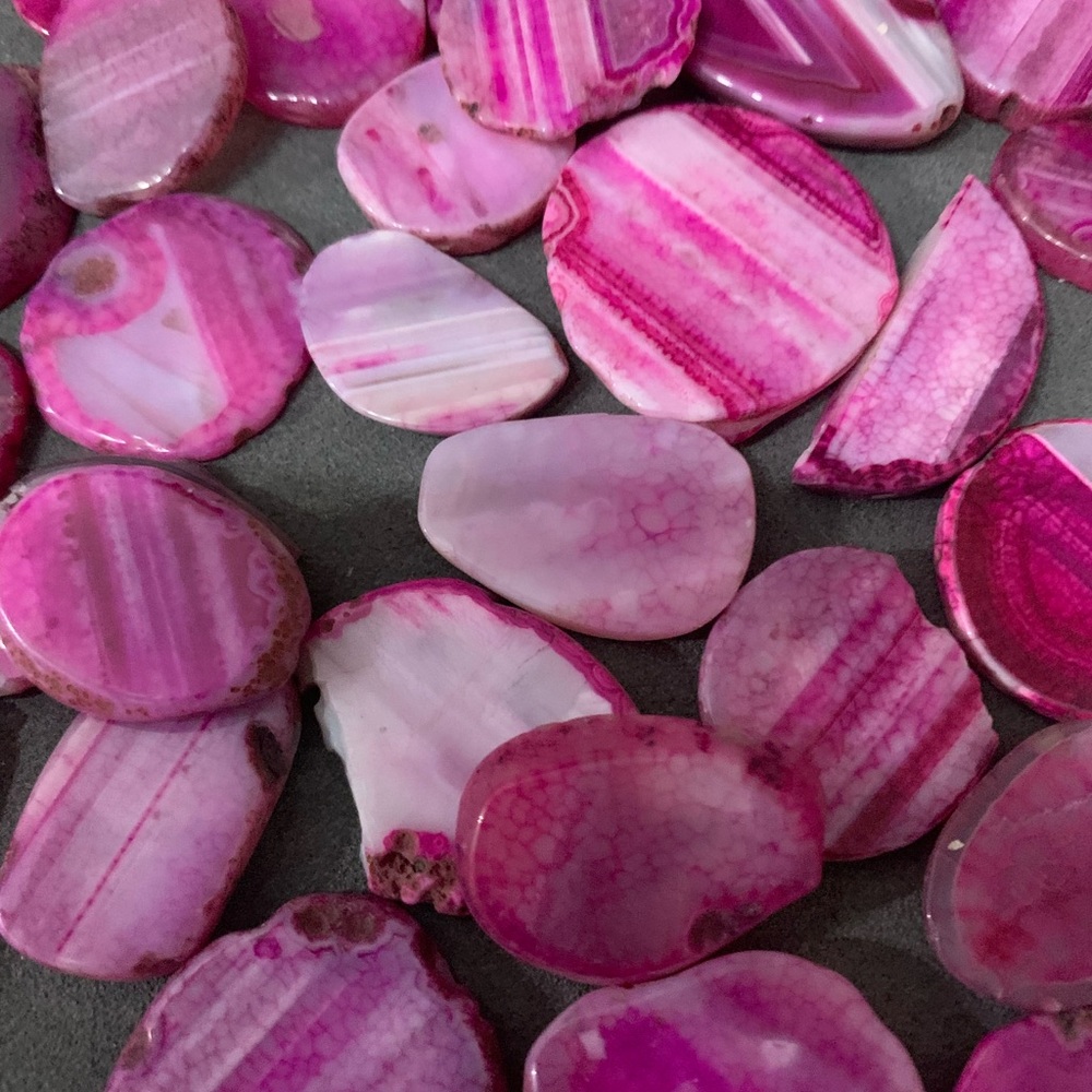 Gorgeous Pink Agate ( 164 Grams )